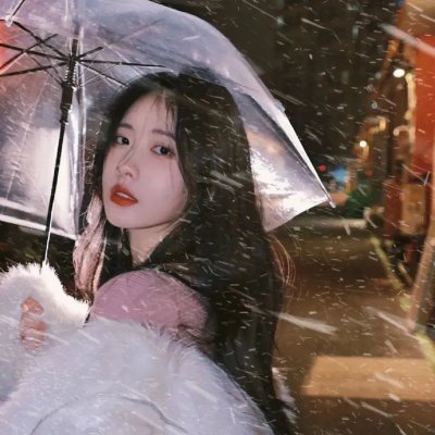 深渊鲨难高清封面