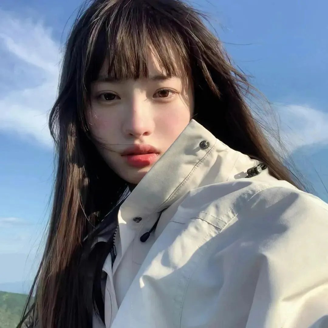 奥菲莉娅高清封面